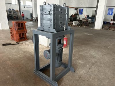 丹瑞機(jī)械設(shè)備研發(fā) 創(chuàng)新驅(qū)動(dòng)，智造未來